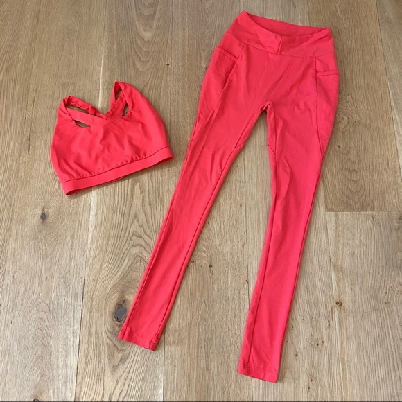 Gymshark Other - Gymshark Workout Set - Sports Bra and Leggings in Coral/Red Color Size XS